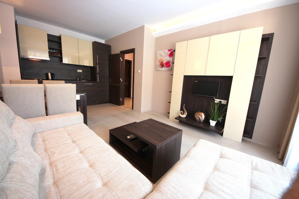 Menada Harmony Suites Apartments ساني بيتش الغرفة الصورة